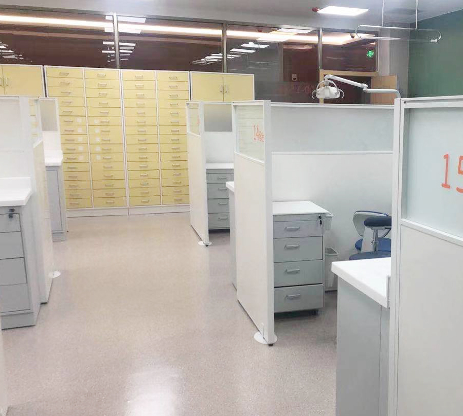 鋼制醫(yī)院家具.jpg
